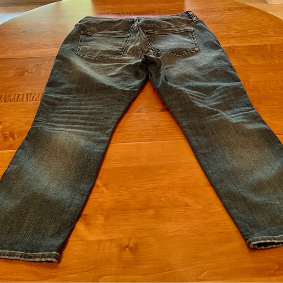 J. Crew Women's Vintage Slim Straight. - Picture 4 of 7